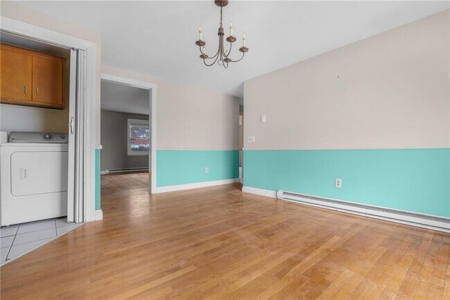 Building Photo - 3421 Pawtucket Ave