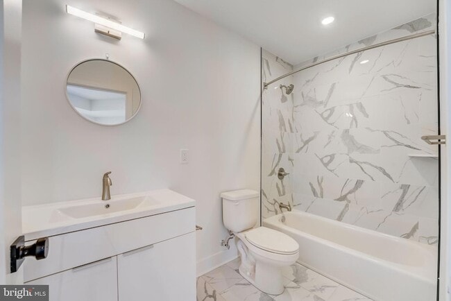 Building Photo - 4200 Lancaster Ave