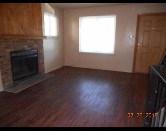 Living room - 17664 E Loyola Dr