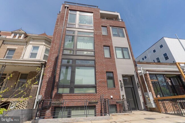 Building Photo - 811 Upshur St NW