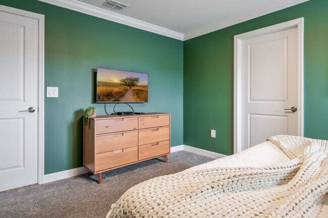 Building Photo - 2644 Reading Trail