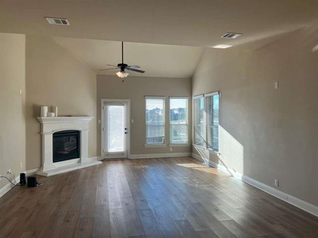 Building Photo - 809 Seymour Ct