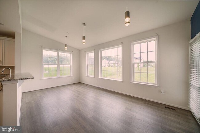 Building Photo - 5014 Sir Lucas Ln