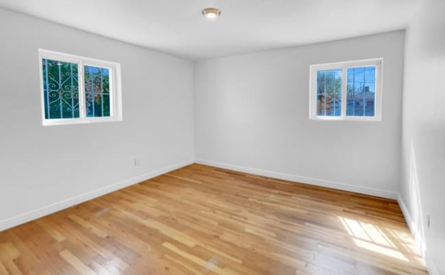 Building Photo - 3412 Anderson Ave SE