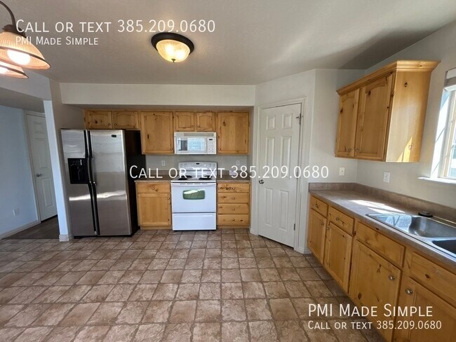 Building Photo - 1773 W 1000 S