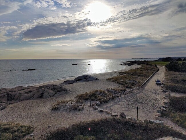 Nearby Knubble Beach. - 94 Cross Rd