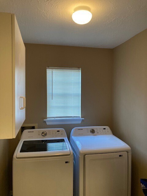 Building Photo - 14562 Oak Chase Dr