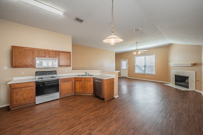 Building Photo - Spacious single story in Parks of Deer Creek