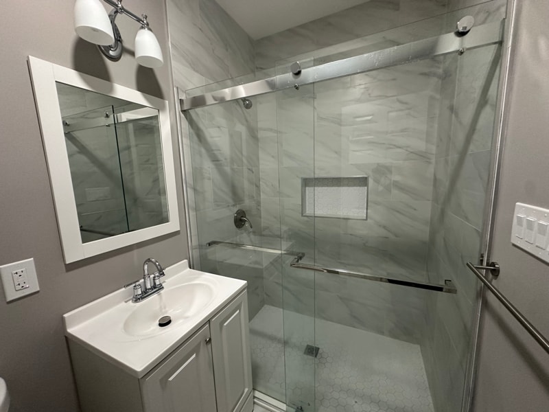 Building Photo - 2608 Village Ln