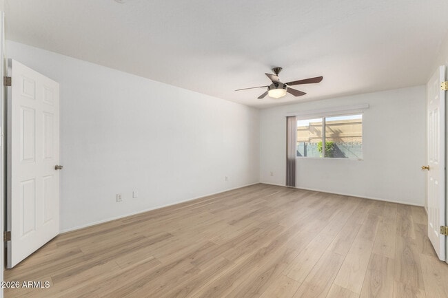 Building Photo - 6742 N 19th St