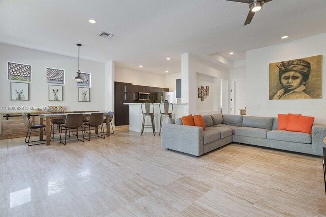 Building Photo - 1846 Harbor View Cir