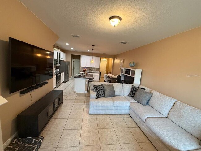 Building Photo - 11648 Cambium Crown Dr