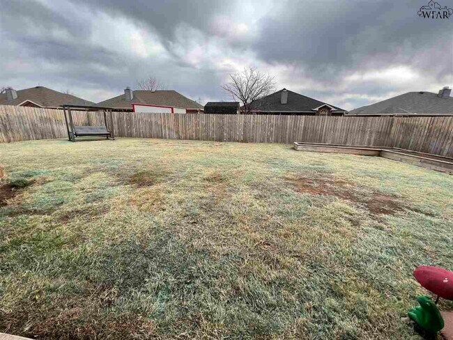 Building Photo - 6053 Laci Ln