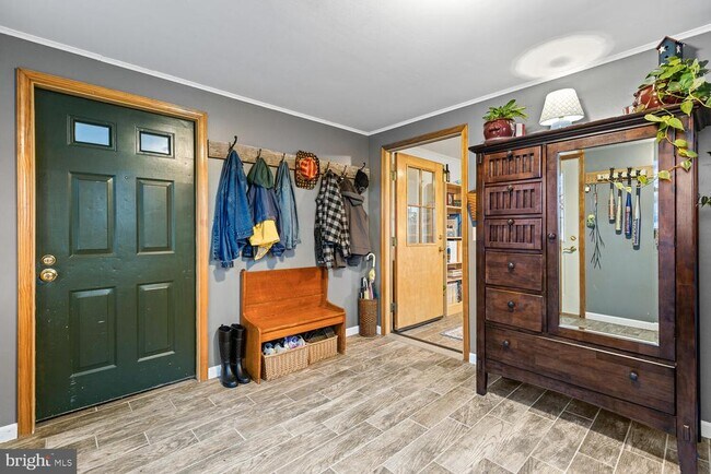 Building Photo - 1573 Garrisonville Rd