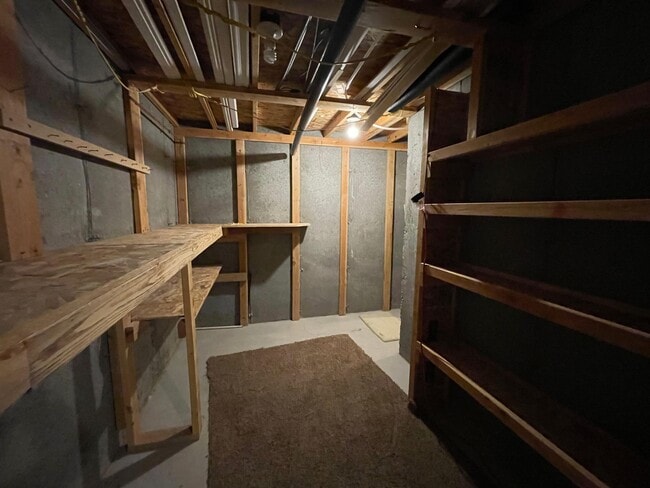 Building Photo - 1173 S 520 W St