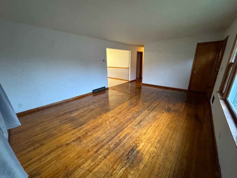 Building Photo - 232 Boswell Hill Rd