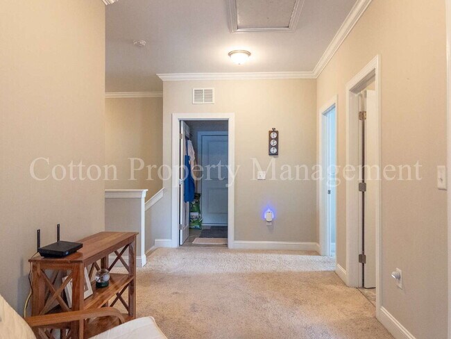 Building Photo - 1140 Lieutenant Congleton Rd