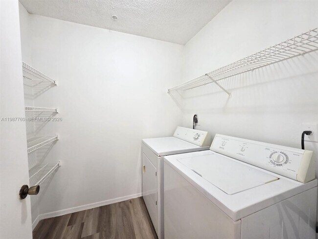 Building Photo - 2303 N Congress Ave