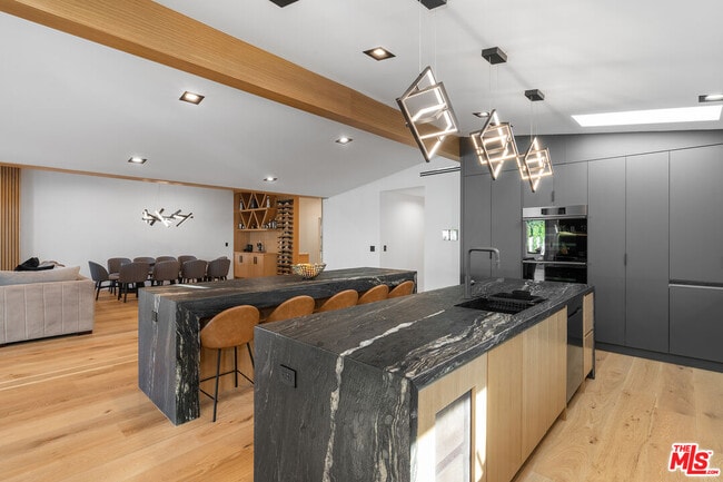 Building Photo - 23283 Erwin St