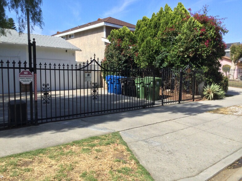 Building Photo - 20957 Community St