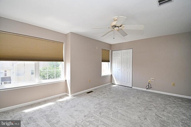 Building Photo - 1055 Balley Dr
