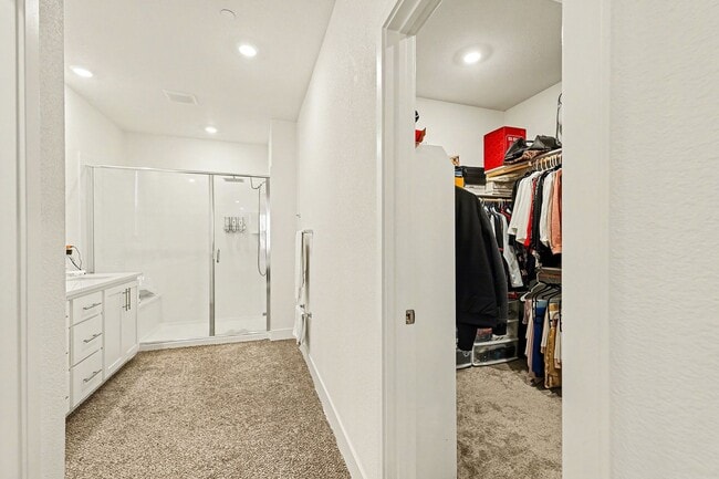 Building Photo - Newer Home Available in Tracy Hills