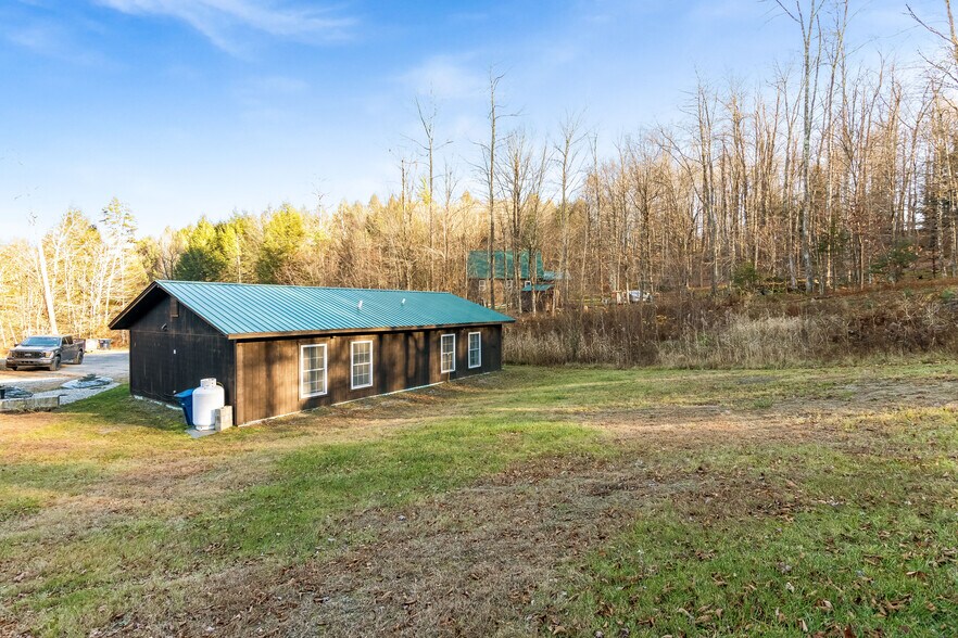 Building Photo - 293 Craig Ln