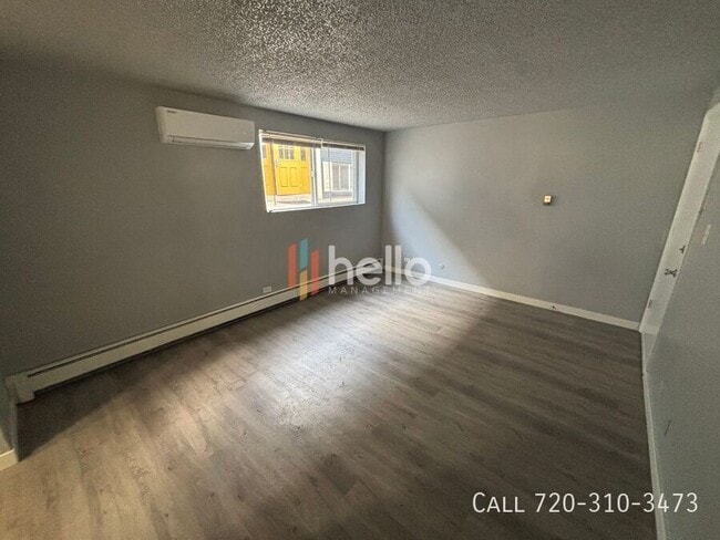 Building Photo - 828 12th St