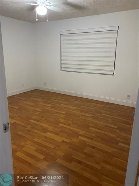 Building Photo - 401 SW 86th Ave