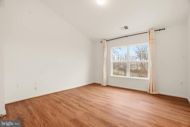 Building Photo - 108 Moore Dr