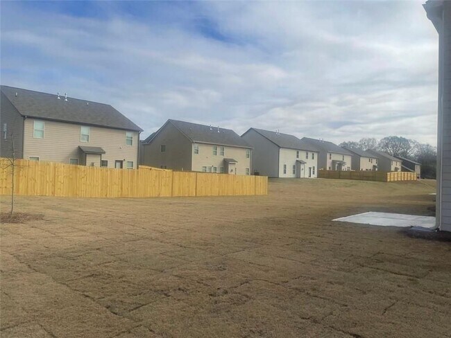 Building Photo - 121 Eleanora Pk