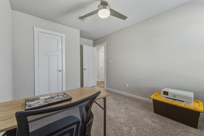 Building Photo - 1129 Tipton St