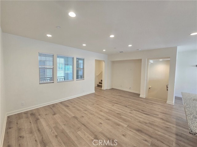 Building Photo - 336 Lantana Dr