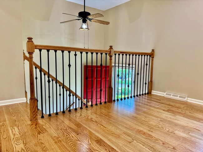 Building Photo - Nice 4BR Home in Perfect Location