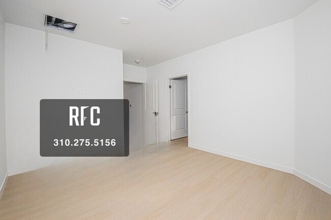 Building Photo - Welcome to the Gramercy