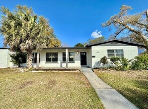 Building Photo - 1101 46th St N