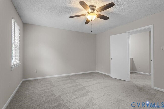 Building Photo - 2613 Chancer Dr