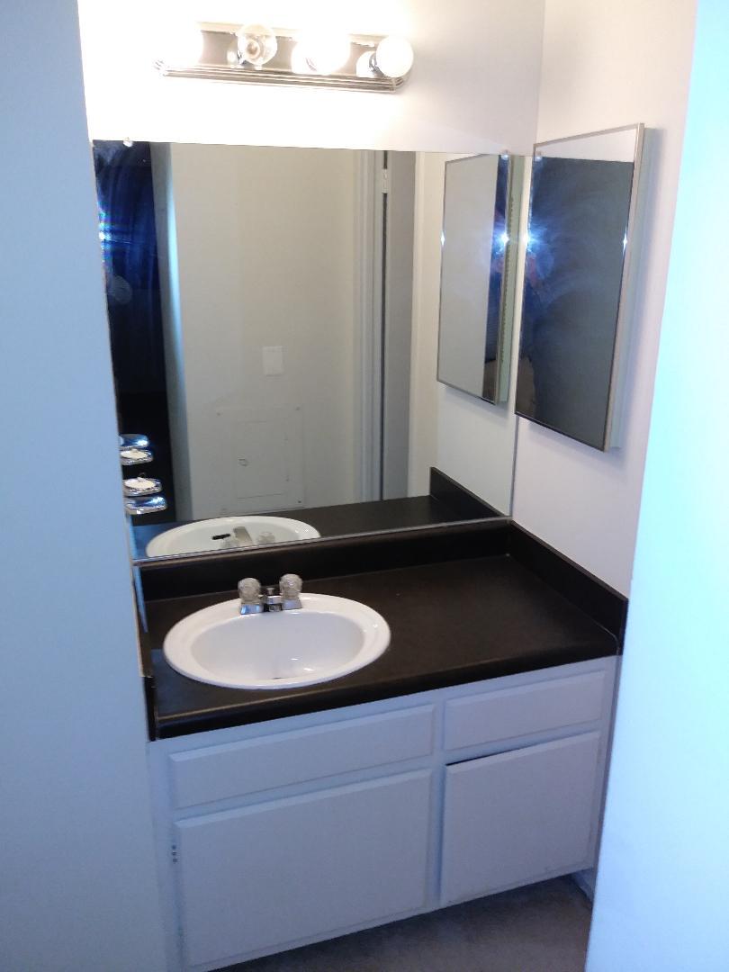 Building Photo - 5911 Edsall Rd., APT #705