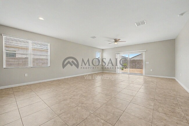 Building Photo - 10617 S 54th Ln