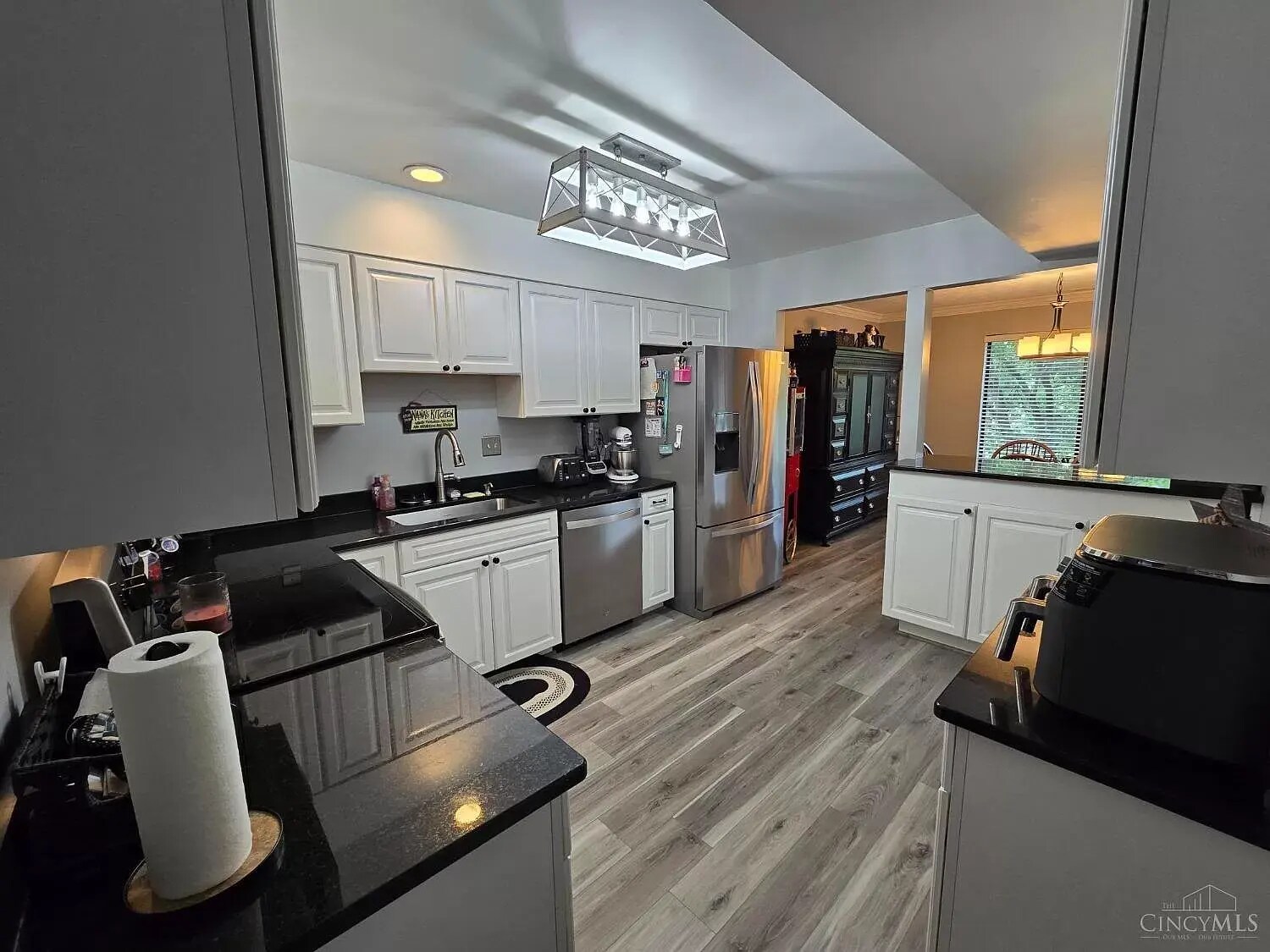 Building Photo - 9426 Hunters Creek Dr
