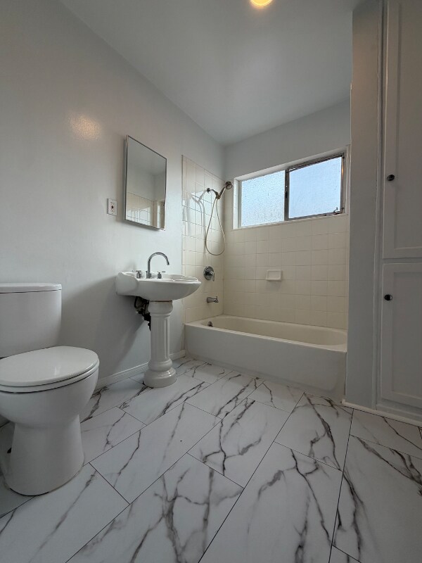 Building Photo - 5826 Gregory Ave