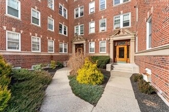 Building Photo - 20 Concord Ave