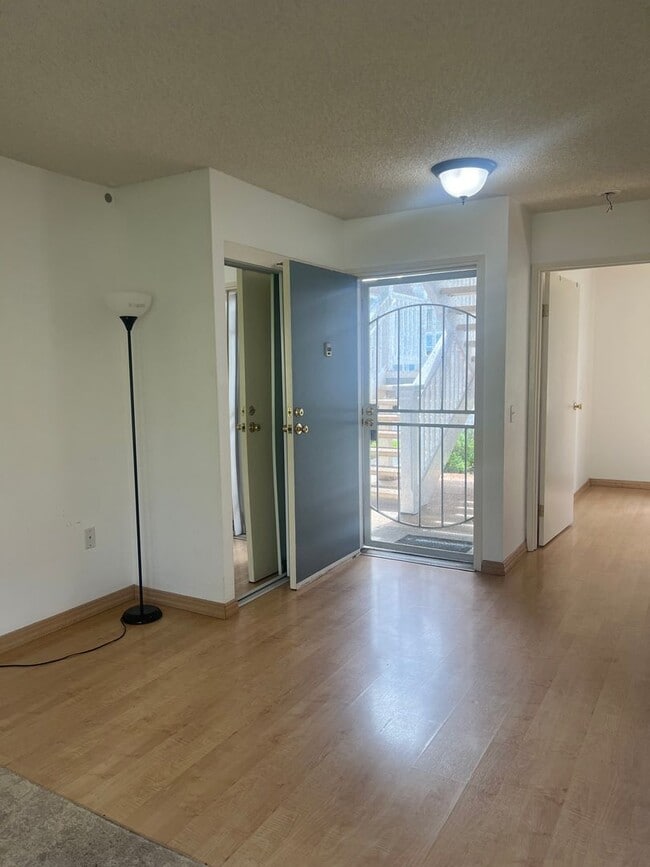 Building Photo - 1 Bed 1 Bath 2 Parking in Mililani