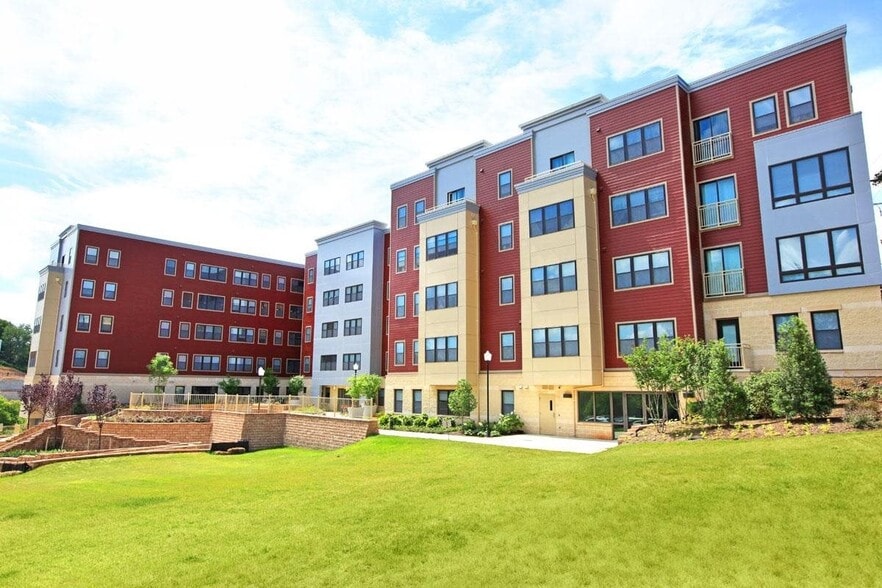 Primary Photo - Matthews Memorial Terrace - 62+ Senior Living