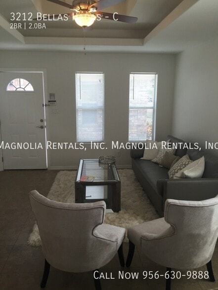 Building Photo - 3212 Bellas Hadas St