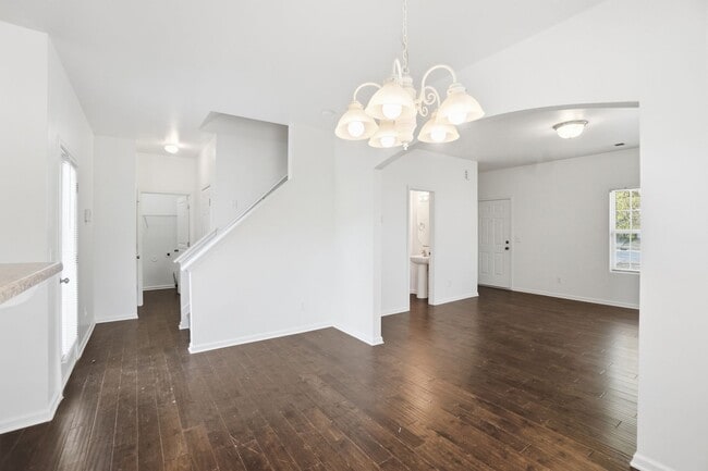 Building Photo - 4-bedroom with Water Front View