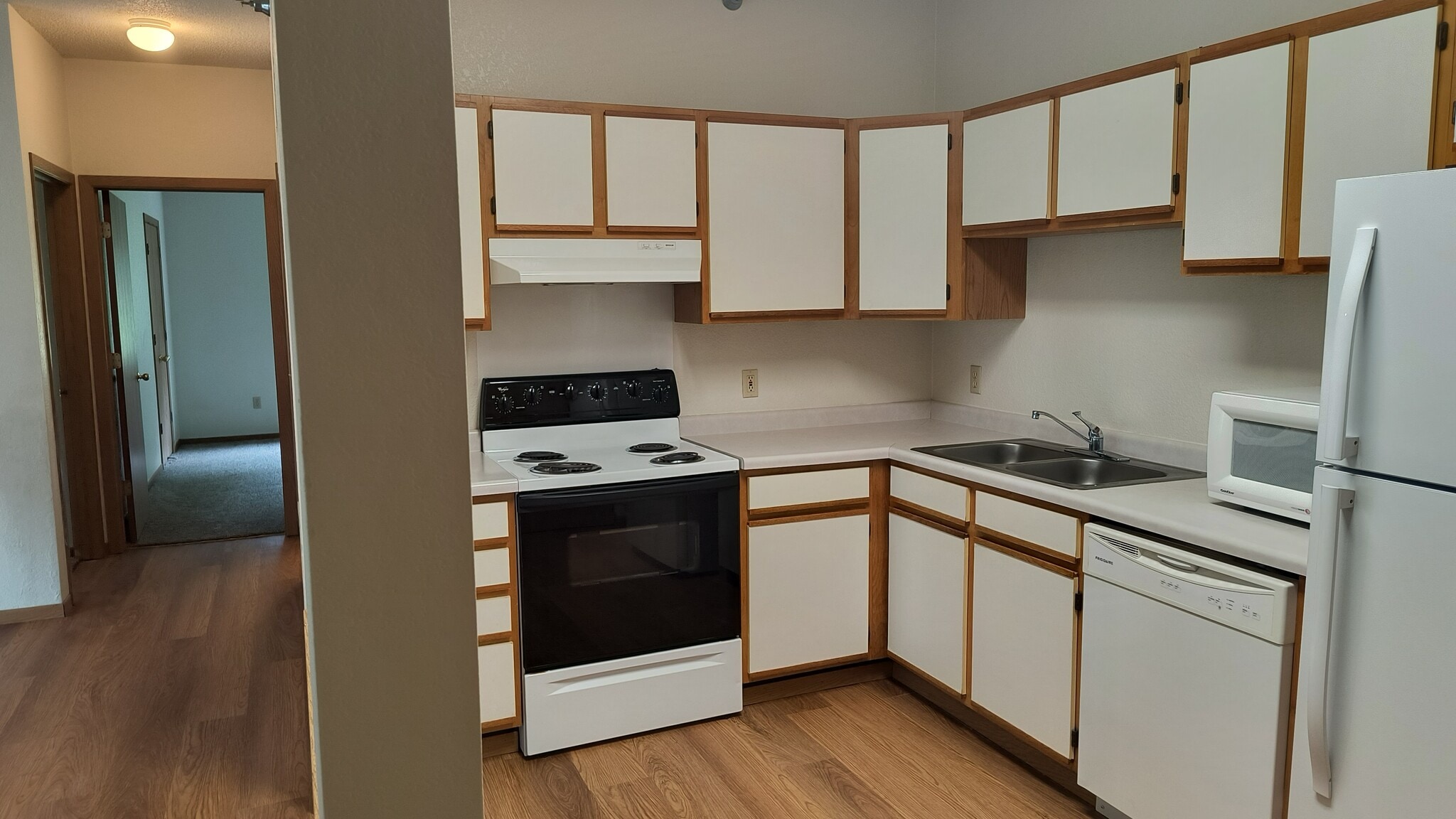 Building Photo - Henderson Apartments