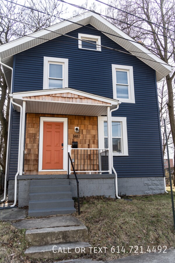 Building Photo - 1487 Granville St