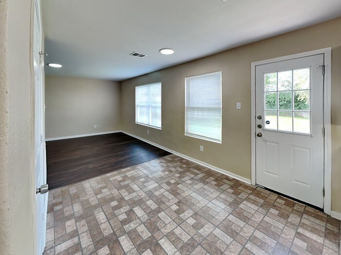 Building Photo - 8111 Loyal Ln