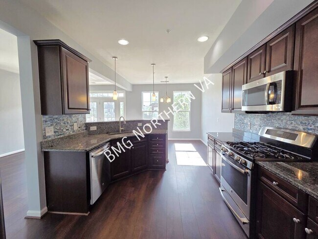 Building Photo - 25224 Briargate Terrace